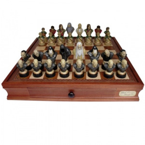 Dal Rossi Italy, “Lord of the Rings” Chess Pieces (pieces only)