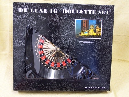 Roulette set, deluxe, boxed, 16"
